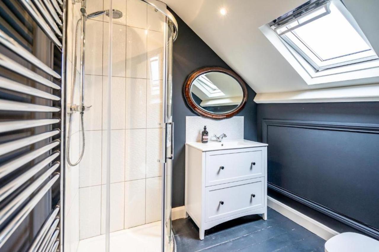 42 Is The Answer- Stunning York Townhouse Appearing On Tv Holiday Home Show Exterior foto